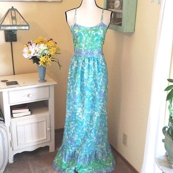 Mislook Maxi Dress - Picture 1 of 11